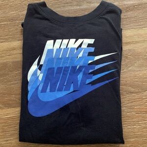 Nike t-shirt